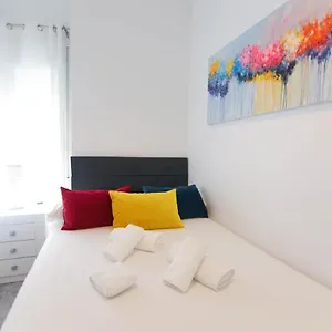  Apartamento Rentalsevilla De 3 En Triana